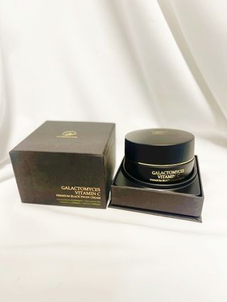 오투에니원 갈락토미세스 비타민 C 프리미엄 블랙스완 크림 50g — 5점을 준 리뷰어가 2023년 1월 올린 사용 사진