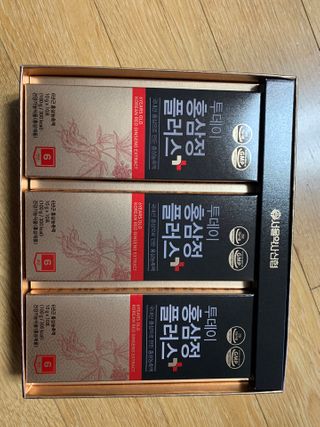 서울약사신협_투데이홍삼정플러스스틱_10g x 30포 — 5점을 준 리뷰어가 2021년 1월 올린 사용 사진