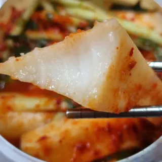 셰프애찬 알타리김치 총각김치 1kg — 5점을 준 리뷰어가 2022년 10월 올린 사용 사진