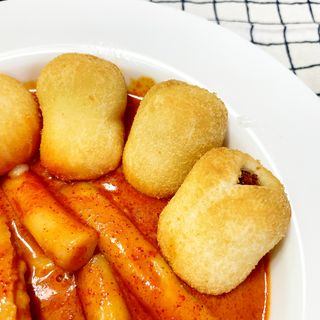Dog&Ball 독앤볼 [Dog&Ball] 미니찹쌀볼도그 찹쌀치즈볼 — 5점을 준 리뷰어가 2021년 11월 올린 사용 사진