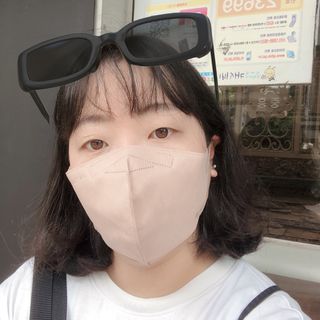 [애니가드] 셋업 메베마스크라이트  (대형 4컬러 + 중형 4컬러) — 5점을 준 리뷰어가 2022년 7월 올린 사용 사진
