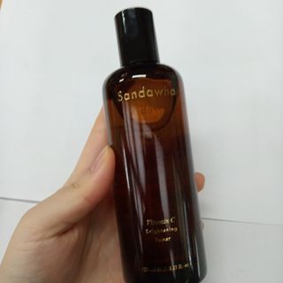 스킨큐어 산다화 비타민c 화이트닝 토너 150ml — 4.5점을 준 리뷰어가 2022년 2월 올린 사용 사진