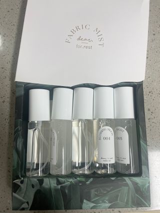 디어포레스트 [5개세트] 숲속의 하루 패브릭미스트 (섬유향수/ 룸스프레이) 50ml 5개 — 5점을 준 리뷰어가 2022년 9월 올린 사용 사진