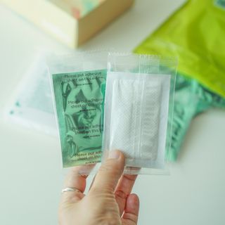 [레제르] 아로마 수액패치 발패치 30매입 -라벤더향/유칼립투스향/대나무향 — 4점을 준 리뷰어가 2022년 9월 올린 사용 사진