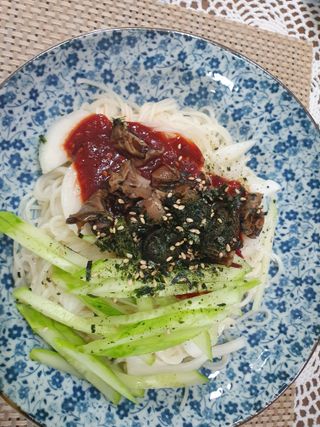[한면원] 비빔국수 2인분 — 5점을 준 리뷰어가 2022년 8월 올린 사용 사진