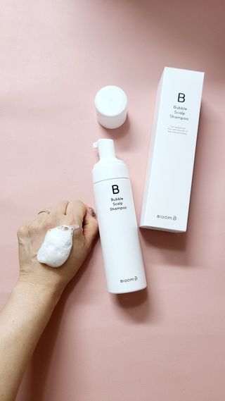 블룸비 거품 두피 샴푸 — 5점을 준 리뷰어가 2022년 8월 올린 사용 사진