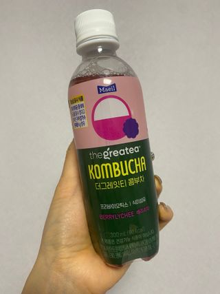 더그레잇티 콤부차 300ml *12개입 (오리지널 6개+베리리치 6개) — 5점을 준 리뷰어가 2022년 7월 올린 사용 사진