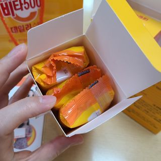 광동생활건강 [광동] 비타500데일리스틱 크리스마스 에디션 60포+20포 추가 증정&쇼핑백+스티커 gift — 5점을 준 리뷰어가 2021년 12월 올린 사용 사진