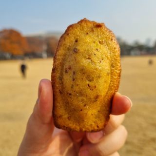 [메종콜리브리] 프랑스 마들렌 메종콜리브리 피스타치오 마들렌 2팩 — 4점을 준 리뷰어가 2021년 11월 올린 사용 사진