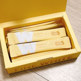 디오르 파인화이트 — 4.5점을 준 리뷰어가 2022년 2월 올린 사용 사진