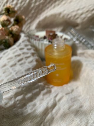 체르엠 스템앤셀 비타민 브라이트닝 에센스 30ml 1개 — 5점을 준 리뷰어가 2021년 9월 올린 사용 사진