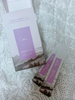 프롬노시베_이너뷰티 올데이 리지 스틱 — 5점을 준 리뷰어가 2021년 8월 올린 사용 사진