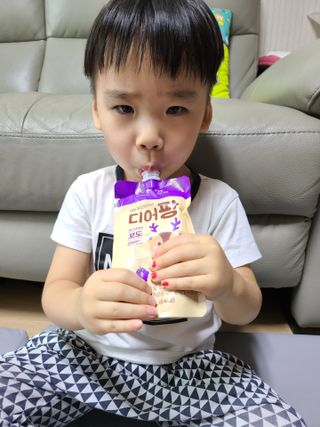 [몸엔용] 우리 아이 건강간식, 달콤한 녹용곤약젤리 디어팡 4종 — 5점을 준 리뷰어가 2021년 8월 올린 사용 사진