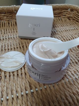 렉스리 크리에이티브 크림  Rexri Creative Cream — 5점을 준 리뷰어가 2022년 6월 올린 사용 사진