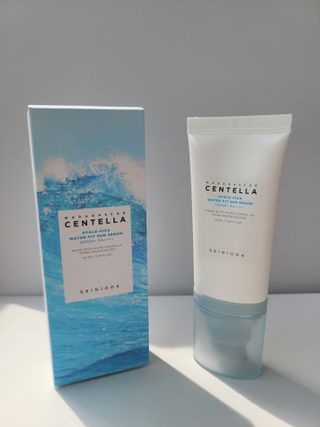MF[스킨1004] 마다가스카르 센텔라 히알루-시카 워터핏 선세럼 50ml — 5점을 준 리뷰어가 2024년 5월 올린 사용 사진