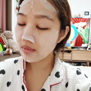 리더스코스메틱 리더스 카밍 바이오틱스 퀵 수딩 패드 — 5점을 준 리뷰어가 2022년 6월 올린 사용 사진