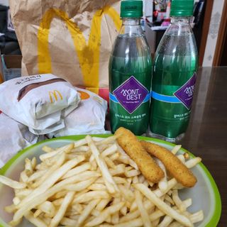 몽베스트 Montbest with Sparkling water Plain 20병 — 5점을 준 리뷰어가 2023년 1월 올린 사용 사진