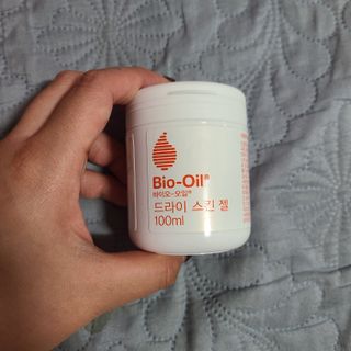 바이오오일 [바이오-오일] 드라이 스킨 젤 100ml — 5점을 준 리뷰어가 2021년 10월 올린 사용 사진