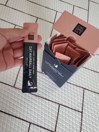 코코몰리 고양이 구강• 헤어볼 데일리 /신장• 요로 데일리 — 5점을 준 리뷰어가 2021년 3월 올린 사용 사진