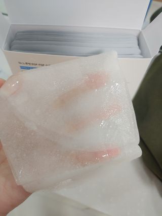 Dr.느루벗 느루벗 EGF FGF 스킨 리커버리 마스크 10장 — 5점을 준 리뷰어가 2021년 3월 올린 사용 사진