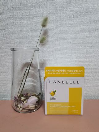 랑벨 비타 에너지 잡티 앰플 패드 65매 (투명하고 밝은 얼굴 광채패드) — 5점을 준 리뷰어가 2022년 5월 올린 사용 사진
