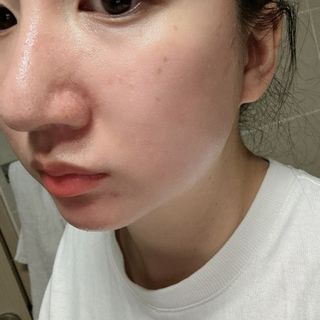 세뚜아(Cettua) [세뚜아] 모이스처 밸런싱 페이셜 마스크 Cettua Moisture Balancing Facial Mask 5매 — 4.5점을 준 리뷰어가 2024년 4월 올린 사용 사진