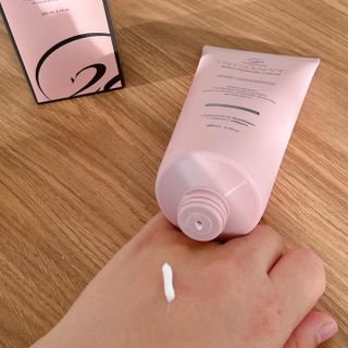 오투에니원 인컨보 바디 퍼퓸 크림 200ml — 5점을 준 리뷰어가 2023년 1월 올린 사용 사진