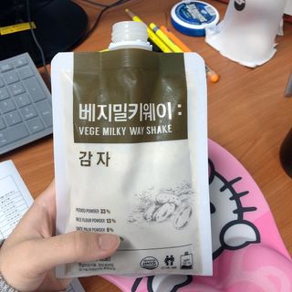 클린24시간 베지밀키웨이 감자 쉐이크 1세트 (5개) — 2.5점을 준 리뷰어가 2022년 8월 올린 사용 사진