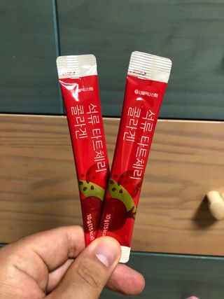 서울약사신협_석류 타트체리 콜라겐_10g x 30포 — 5점을 준 리뷰어가 2021년 7월 올린 사용 사진