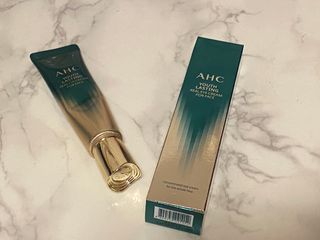 [NEW 탄력유턴 아이크림] AHC 유스 래스팅 리얼 아이크림 포 페이스 — 5점을 준 리뷰어가 2021년 3월 올린 사용 사진
