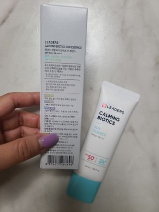 리더스코스메틱 리더스 카밍 바이오틱스 선 에센스 SPF 50+ PA++++ — 5점을 준 리뷰어가 2022년 6월 올린 사용 사진