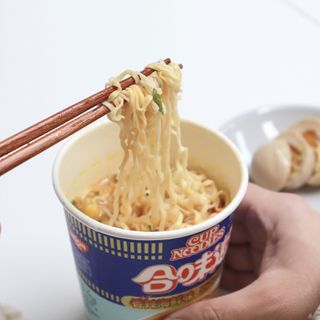 NISSIN 닛신 컵누들  4종 - 씨푸드오리지날, 씨푸드 스파이시, 씨푸드 커리, 씨푸드 XO소스 — 5점을 준 리뷰어가 2022년 2월 올린 사용 사진
