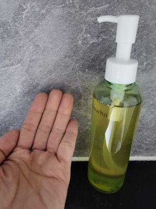 스킨큐어 산다화 순한 클렌징 동백 오일 200ml — 5점을 준 리뷰어가 2023년 4월 올린 사용 사진