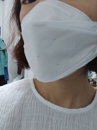 케이파이 항균 마스크 [케이파이] 항균 마스크 60매입 (개별 포장) 숨쉬기 편하여, 야외에서 운동할 때 사용이 편합니다. — 5점을 준 리뷰어가 2022년 7월 올린 사용 사진