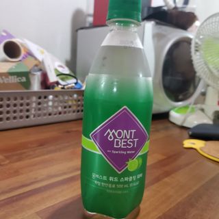 몽베스트 Montbest with Sparkling water Lime20병 — 5점을 준 리뷰어가 2022년 6월 올린 사용 사진