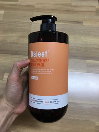 달리프 갈락토미세스 베러 퍼퓸 바디워시 러브피치 — 5점을 준 리뷰어가 2021년 3월 올린 사용 사진