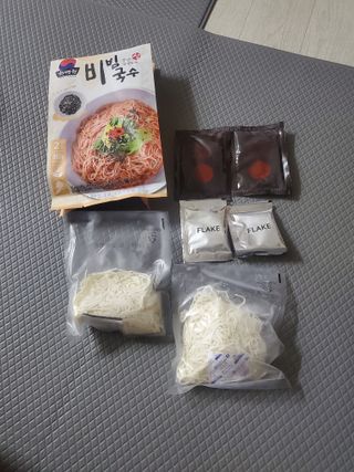 [한면원] 비빔국수 2인분 — 5점을 준 리뷰어가 2022년 8월 올린 사용 사진