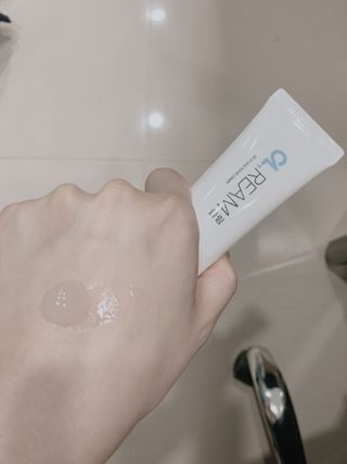 클림 9월 28일, 출시 손 세정의 번거로움을 없앤 핸드크림 — 5점을 준 리뷰어가 2021년 2월 올린 사용 사진