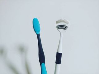 크리오 클리어스 혀백태제거 구취관리 혀클리너 — 5점을 준 리뷰어가 2021년 3월 올린 사용 사진