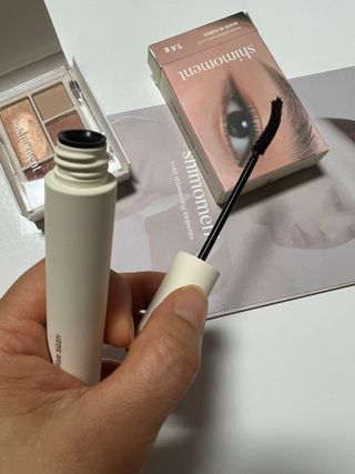 시모먼트 라이닝 컬 마스카라 — 4점을 준 리뷰어가 2022년 1월 올린 사용 사진