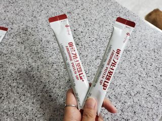 자연에온 고함량 아르기닌 포텐 UP 5555mg 20g x 15포 — 5점을 준 리뷰어가 2021년 9월 올린 사용 사진