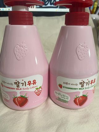 [과일나라] 피부가 마시는 딸기우유 바디클렌저&바디로션 — 4.5점을 준 리뷰어가 2022년 9월 올린 사용 사진
