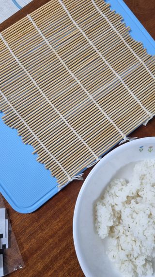 해풀잎 누구나 김밥*1ea [(혼합야채 35g *1ea,  김밥김 (5g, 5ea),  양념간장 (6g, 5ea), 참기름(5g, 2ea)] — 5점을 준 리뷰어가 2022년 7월 올린 사용 사진