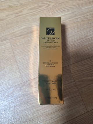 오투에니원 화이트스완 센텔라 루미너스 미스트 세럼 100ml — 5점을 준 리뷰어가 2023년 1월 올린 사용 사진