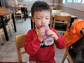 몽베스트 [MONTBEST] 330mL 20병 — 5점을 준 리뷰어가 2021년 10월 올린 사용 사진