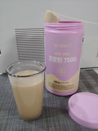 [푸름웰니스] 프로틴 다이어트 단백질 쉐이크 (750g) — 5점을 준 리뷰어가 2022년 3월 올린 사용 사진