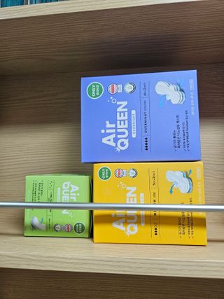 에어퀸 뉴브레스 유기농 생리대 4종 (팬티라이너 20P + 중형 10P + 대형 10P + 오버나이트 8P)_체험단 — 5점을 준 리뷰어가 2024년 5월 올린 사용 사진