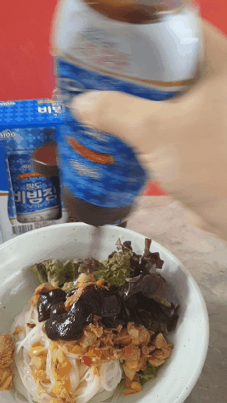 팔도비빔장 시그니처 380g 2개 — 5점을 준 리뷰어가 2022년 2월 올린 사용 사진