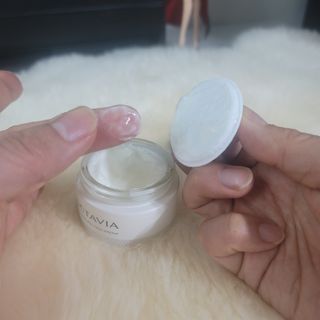 록타비아 Artisan Complete Face Cream — 5점을 준 리뷰어가 2023년 11월 올린 사용 사진