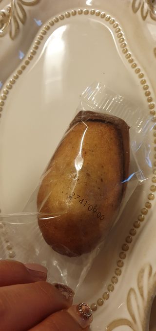 [메종콜리브리] 프랑스 마들렌 메종콜리브리 헤이즐넛 마들렌 2팩 — 5점을 준 리뷰어가 2021년 11월 올린 사용 사진